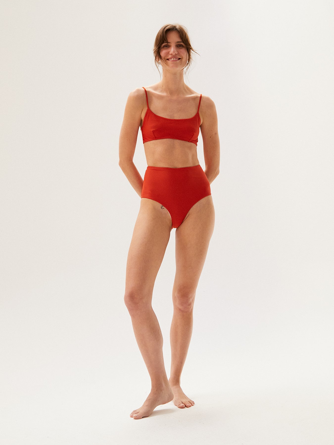ANNIE BOTTOM