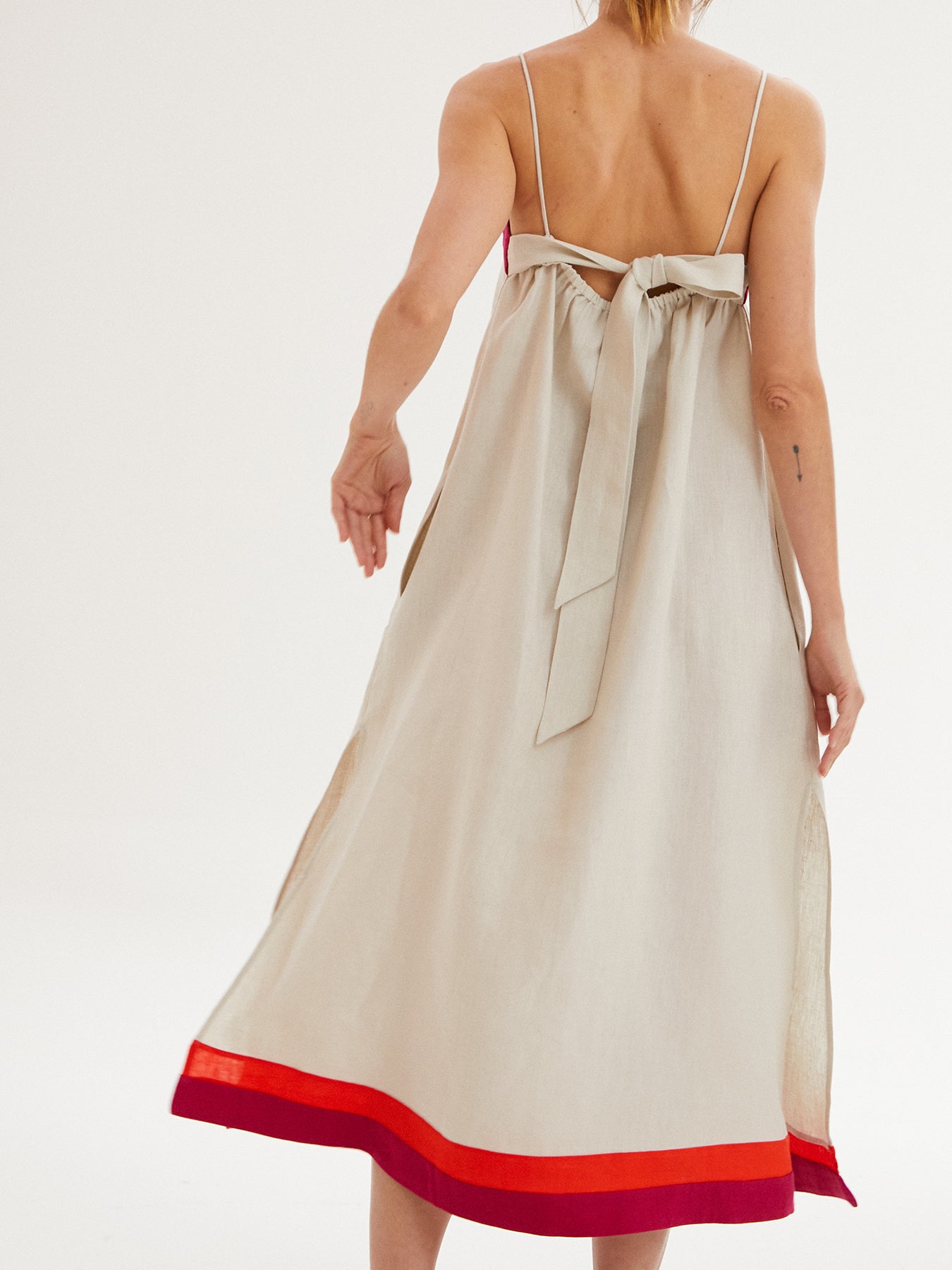 VICKY DRESS